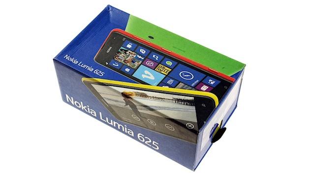 Nokia Lumia 625 - Box