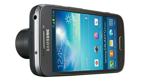 Samsung Galaxy S4 Zoom - Front
