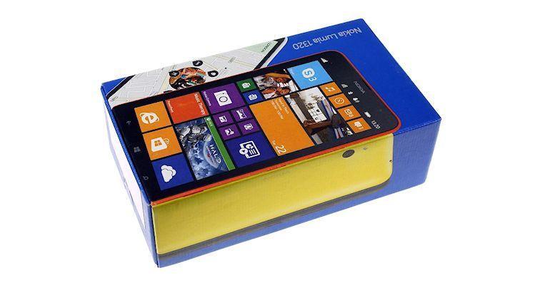 Nokia Lumia 1320 - 01