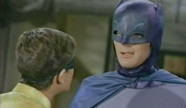 batman-66-smack-in-the-middle-03