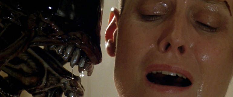 If David Fincher has proven anything over the  course of his career it is that he wasn't responsible for the awful Alien 3. The studio clearly didn't know what to do with the franchise. Alien Resurrection proves that!