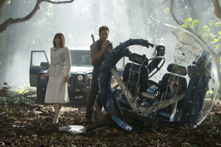 Jurassic World Review - A Popcorn Movie With Dinosaurs
