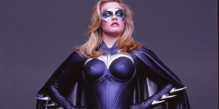 Alicia Silverstone Actually Wants To Play Batgirl Again