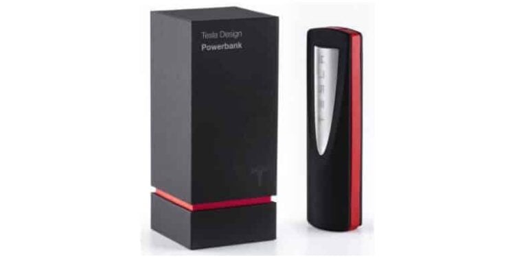 Tesla Launches Powerbank Alongside New Truck and Roadster