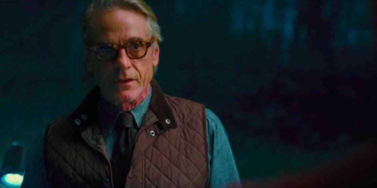 We Know Who Alfred Was Talking To In The Justice League Trailer