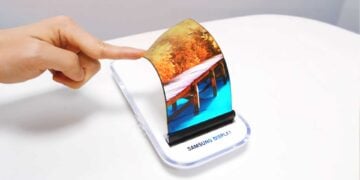 Folding Smartphone
