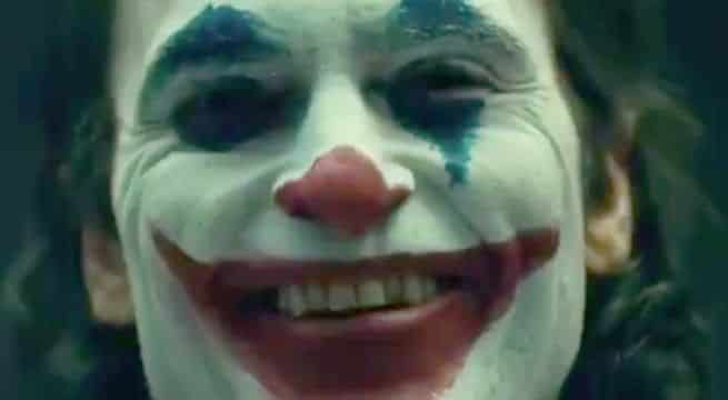 Here S What Joaquin Phoenix Looks Like In Joker Makeup Fortress Of Solitude
