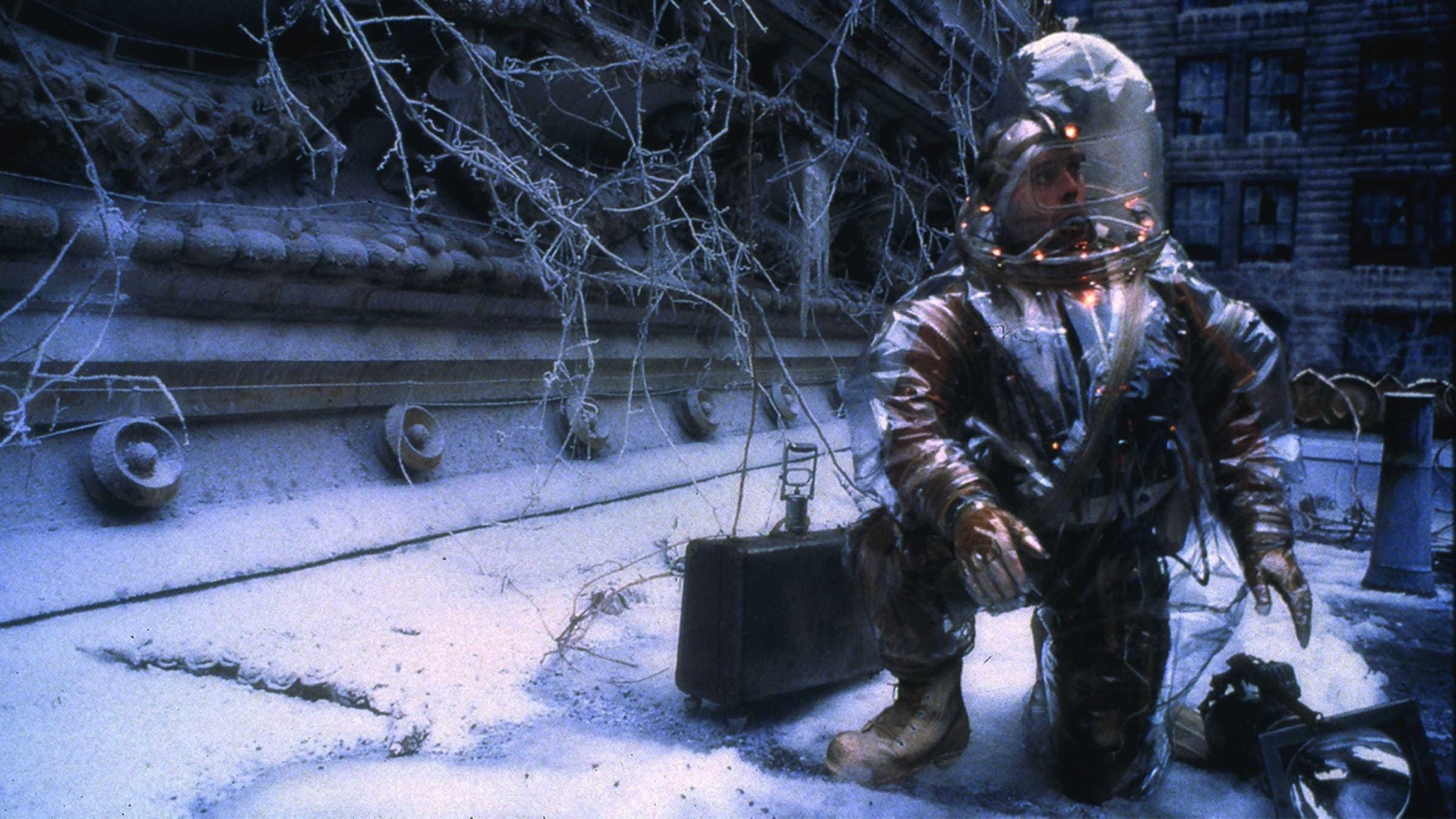 12 Monkeys Movie 11 Most Entertaining Pandemic Stories Ever