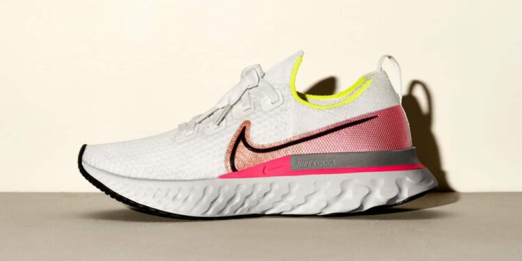 nike ultimate running shoe