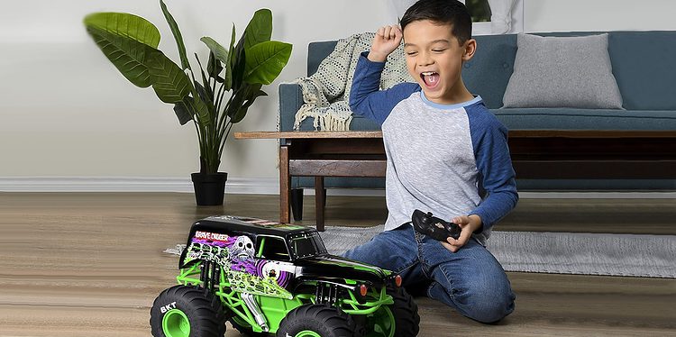 Monster Jam Monster Trucks Review - The RC Truck You Always Wanted
