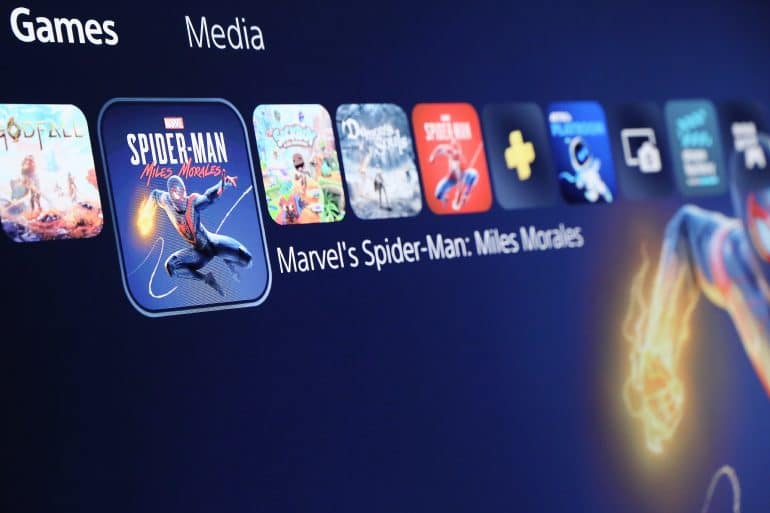 PlayStation UI Games
