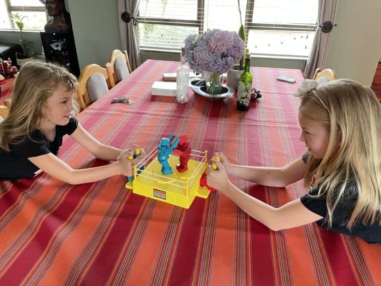 Rock em’ sock’ em robots