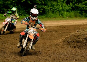 mini-dirt-bikes-for-kids-which-should-you-buy