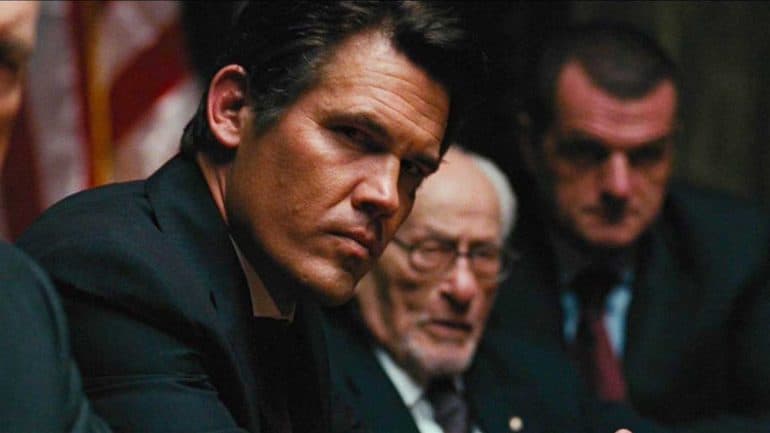 Batman: Why Josh Brolin's Dark Knight Returns Could Happen