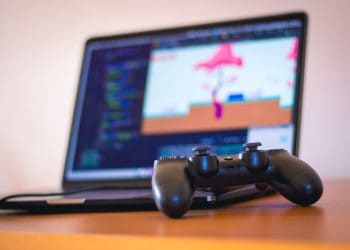 7 Safety Tips to Keep in Mind When Playing Games Online