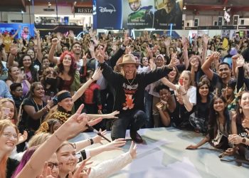 Comic Con Africa 2022 Was Packed, Stacked, & Emptied the Racks