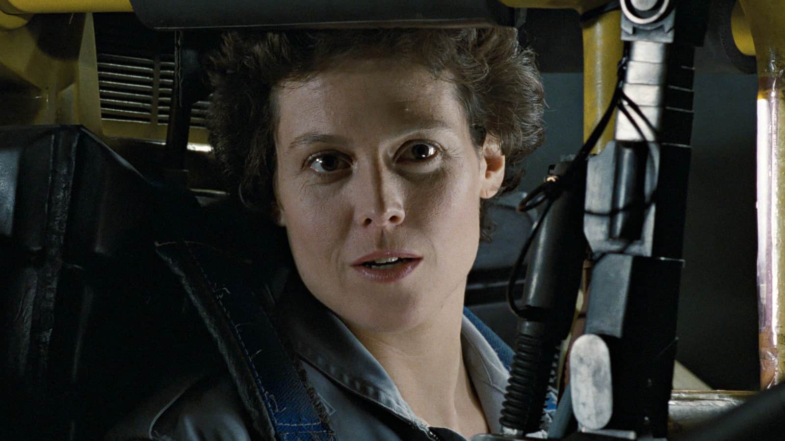 Steven Spielberg Pitched An Awful Aliens Movie Idea To James Cameron