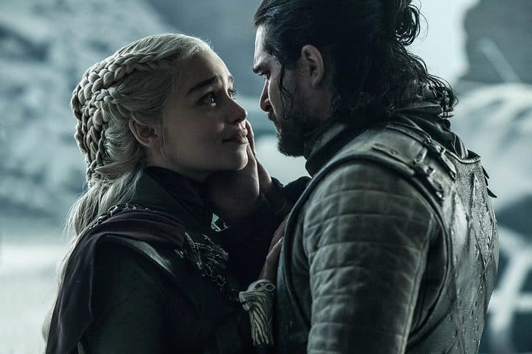 Emilia Clarke Pregnant In Alternate Game of Thrones Ending