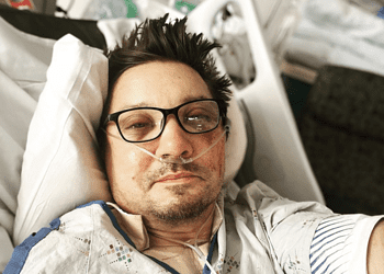 Jeremy Renner Is Okay! Fans Are Relieved By The Star's Hospital Update
