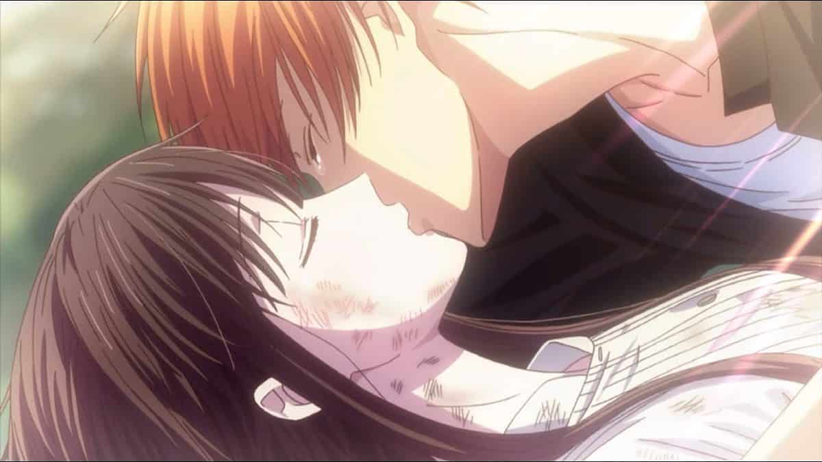 anime kissing - Cool Graphic  Anime couple kiss, Anime couples