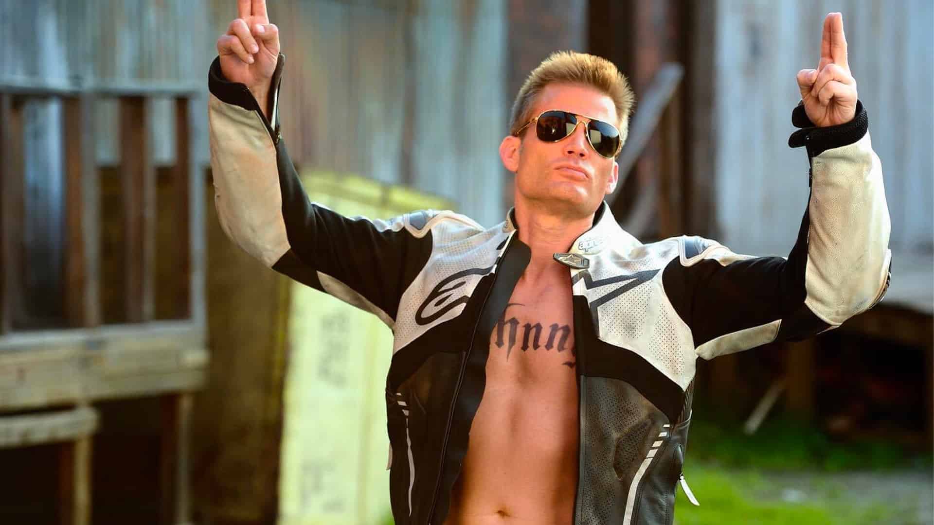 johnny-cage-mortal-kombat-2