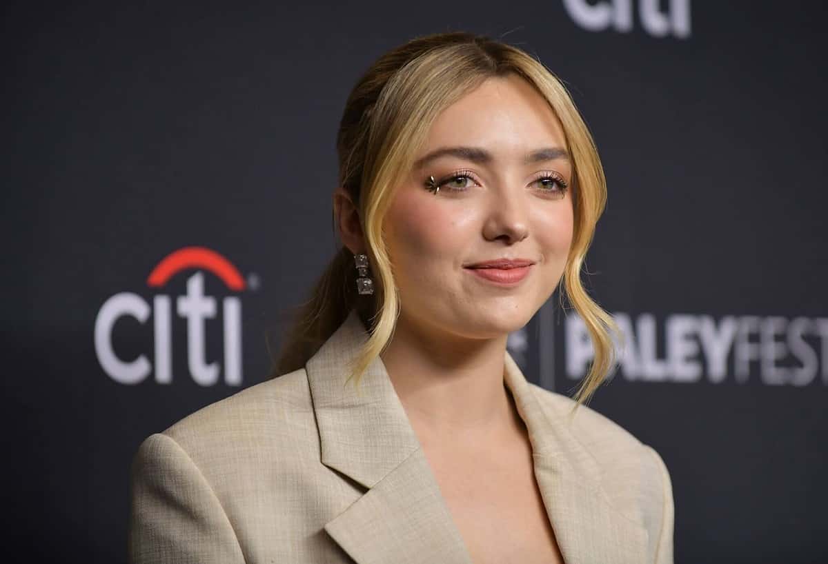 The Last Of Us Fans Think Florence Pugh Would Be The Perfect Abby In Season  2