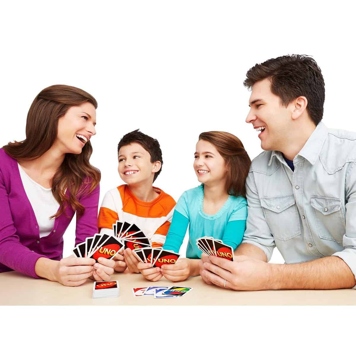 Uno card game family