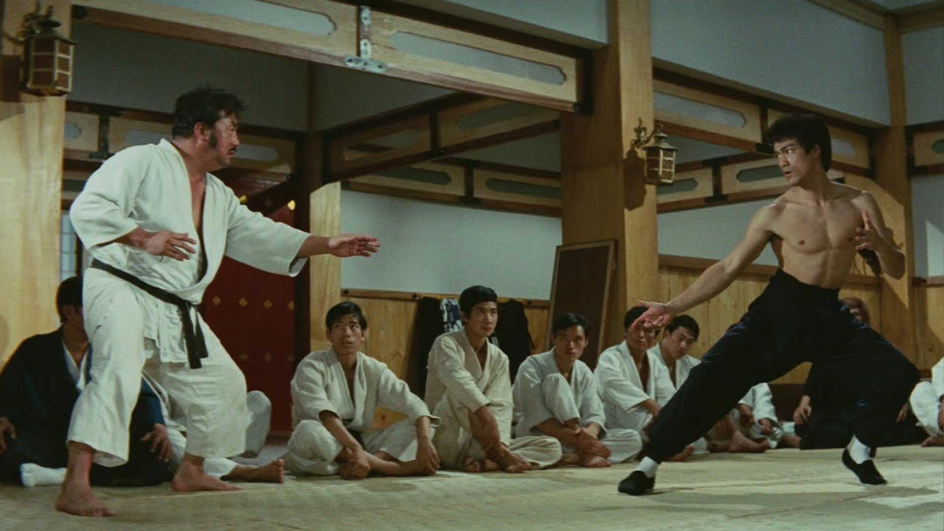 Fist of Fury Bruce Lee battles hordes of Karate Students