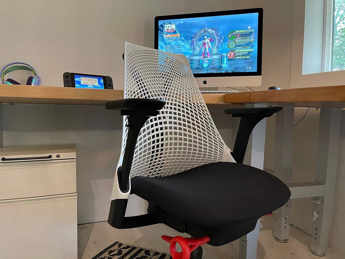 Doom computer 2025 chair