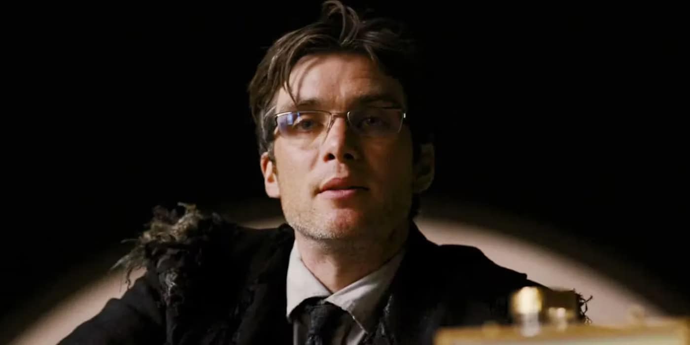 Cillian-Murphy-as-Dr.-Jonathan-Crane