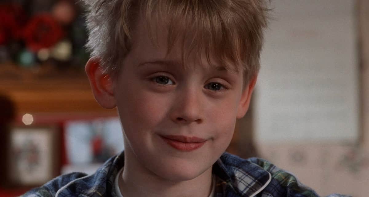 Why-Home-Alone-is-a-Terrifying-Horror-Movie-and-Kevin-McCallister-is-a-Scream-King