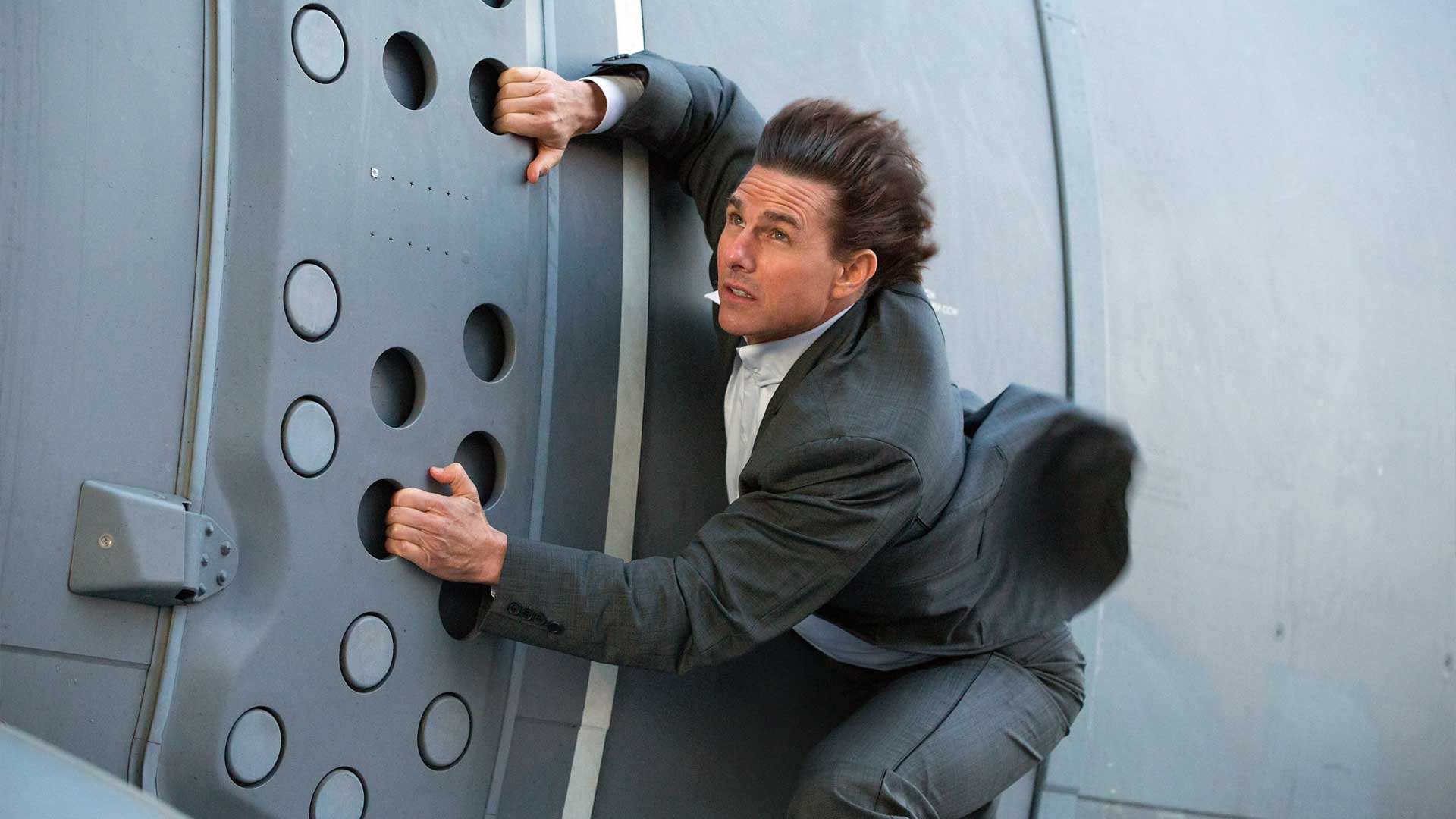 tom cruise mission impossible stunts