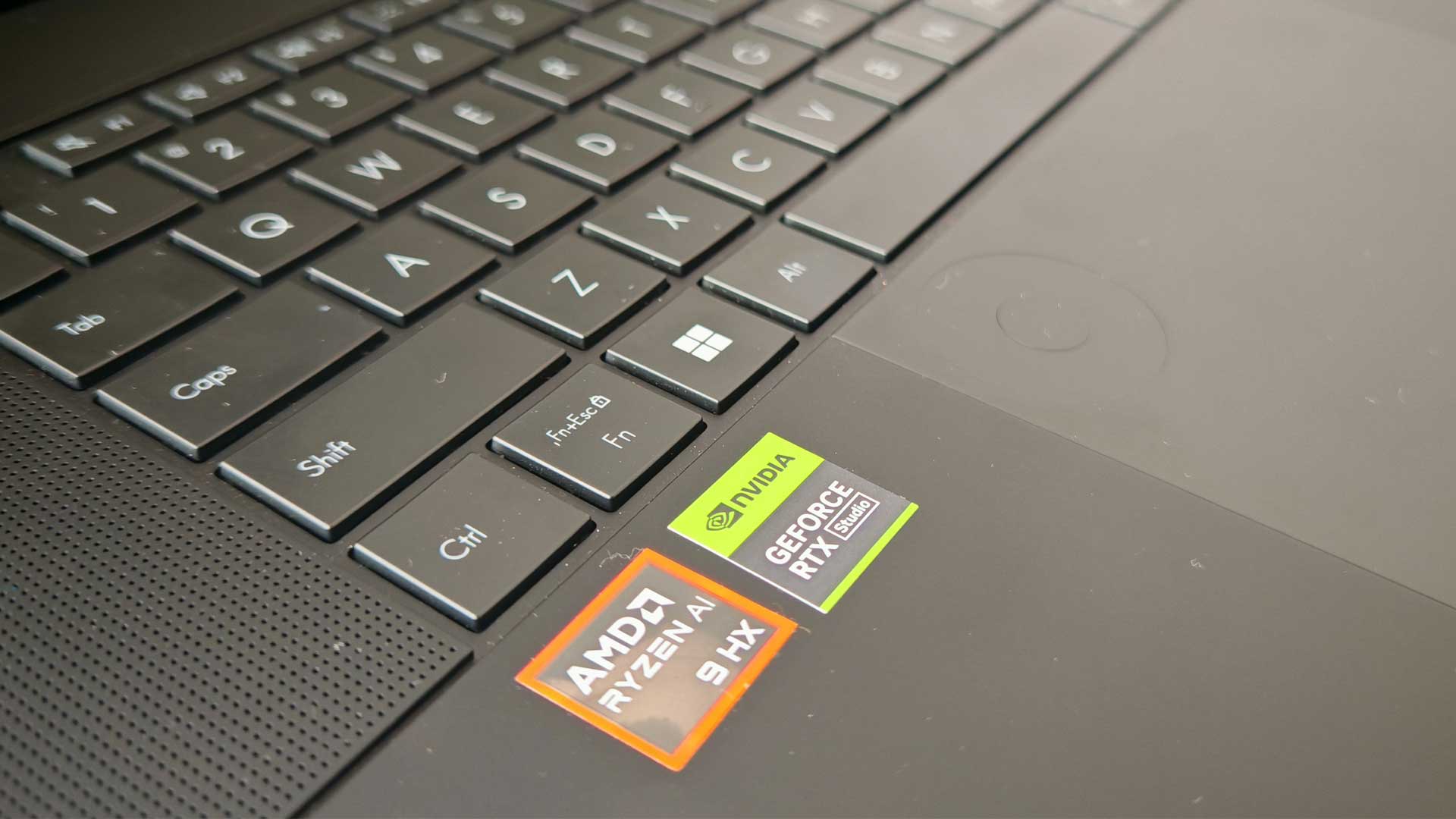 ASUS ProArt P16