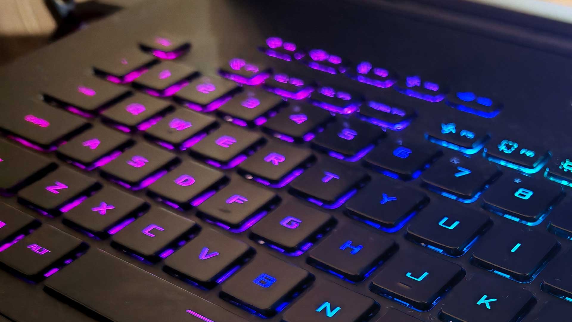 ASUS ROG Strix SCAR 18 2025