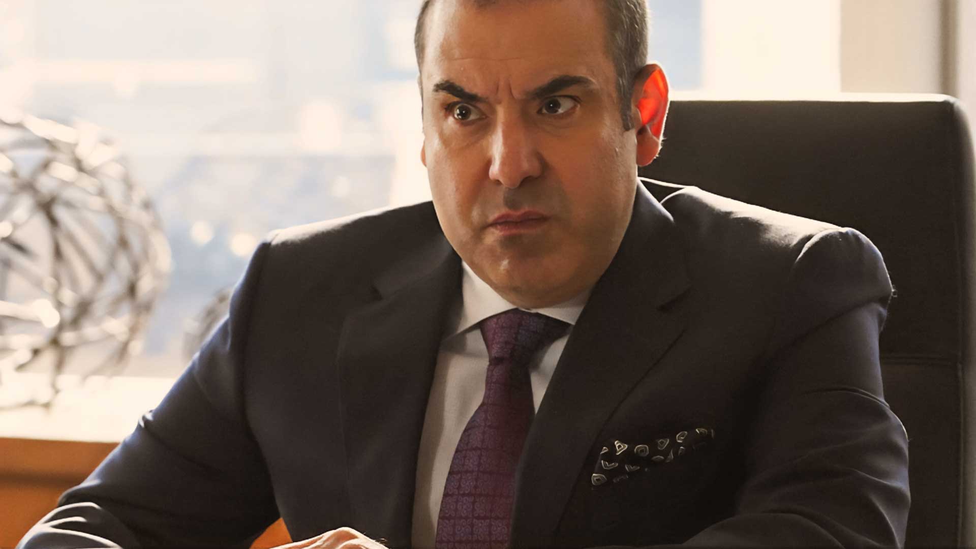 Rick Hoffman Suits
