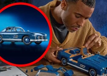 Mattel Brick Shop Hot Wheels Mercedes-Benz 300 Sl Building Toy Kit