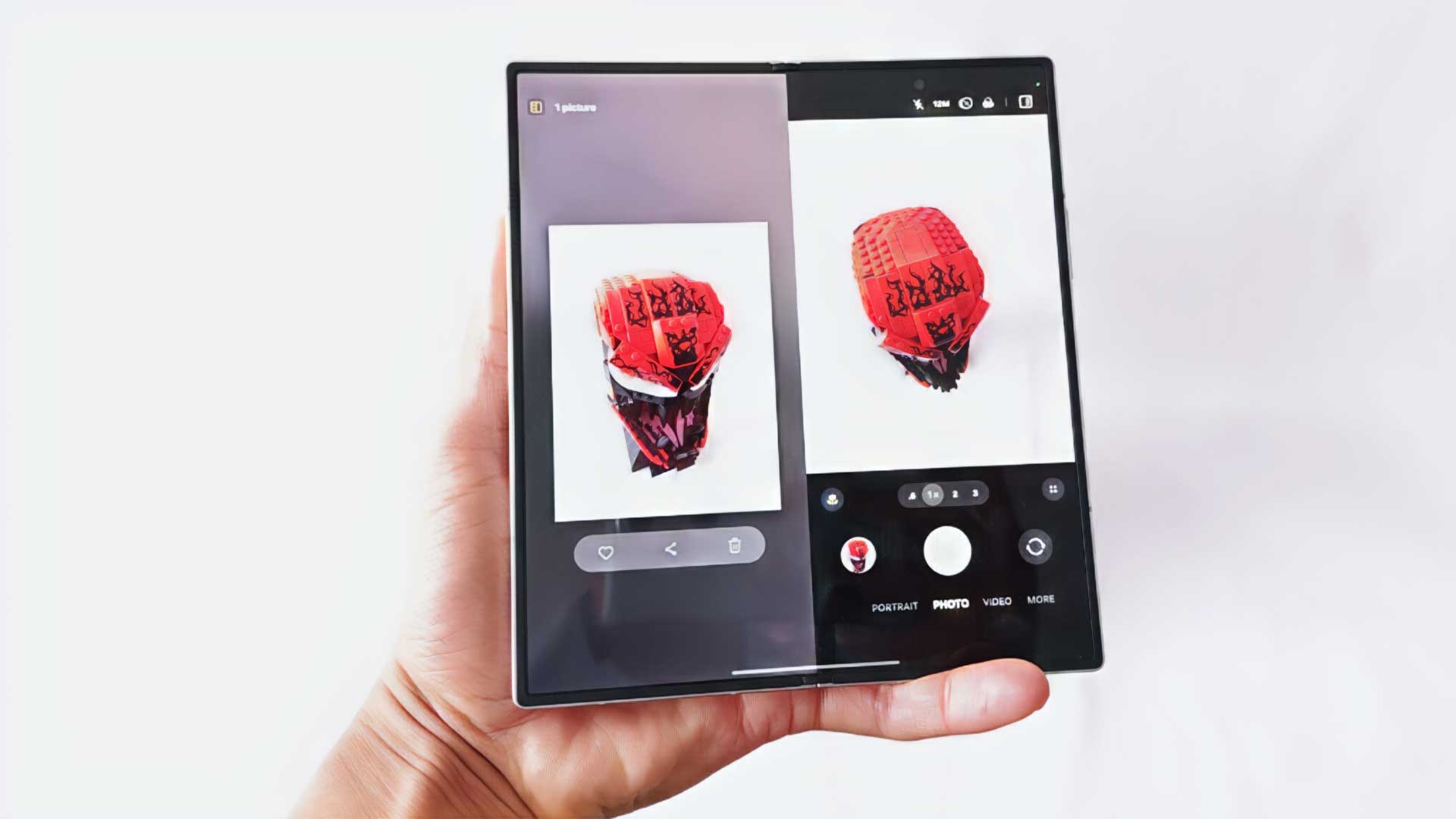 Samsung Galaxy Z Fold7 Camera and AI Features