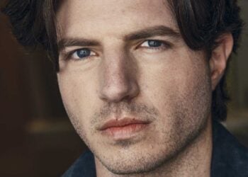 Actor Dylan Flashner