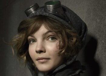 Selina Kyle Gotham Camren Bicondova