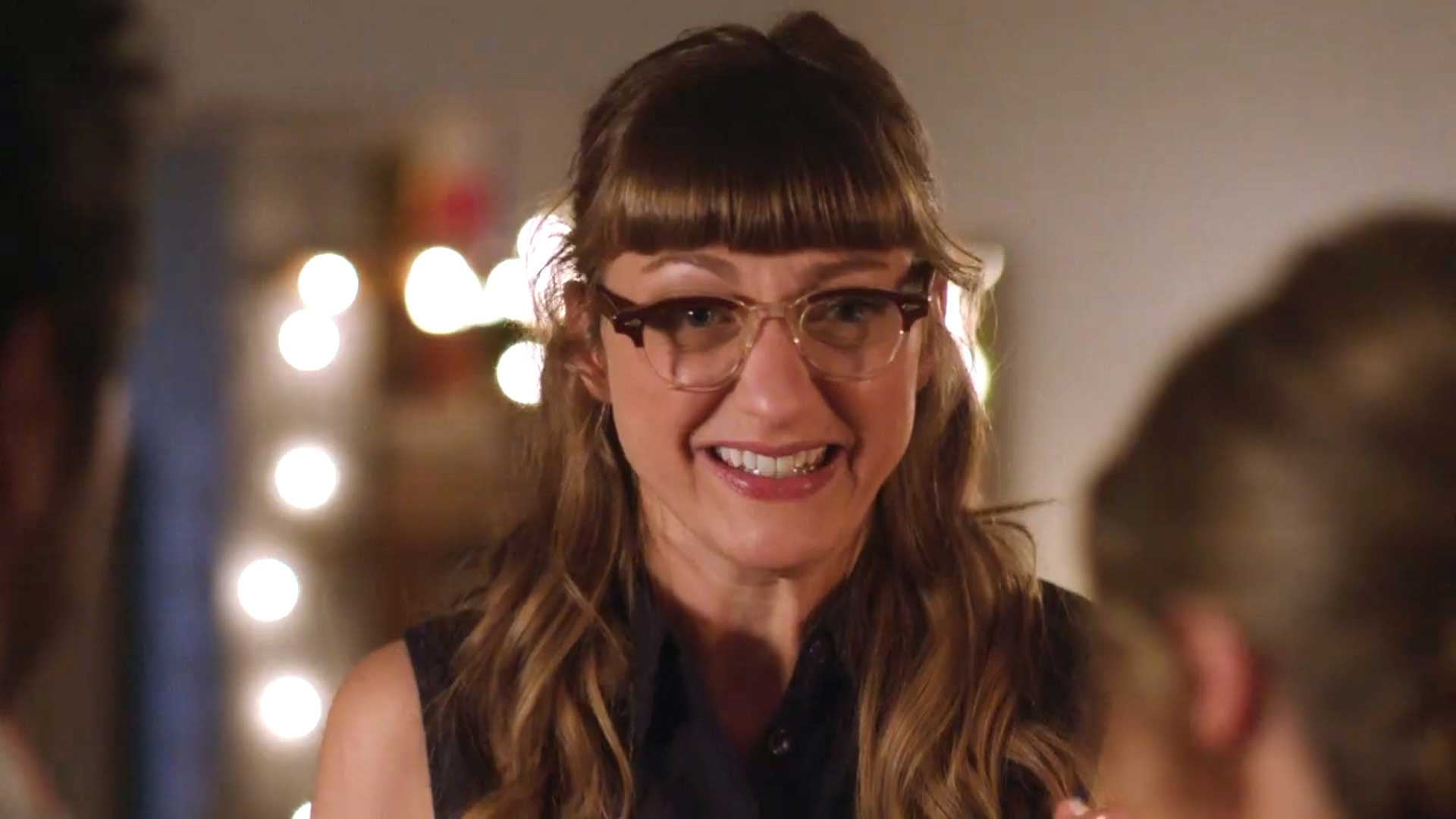 mageina tovah Born Dead