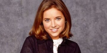 Christine-Lakin-Alicia-Al-Lambert-From-Step-by-Step