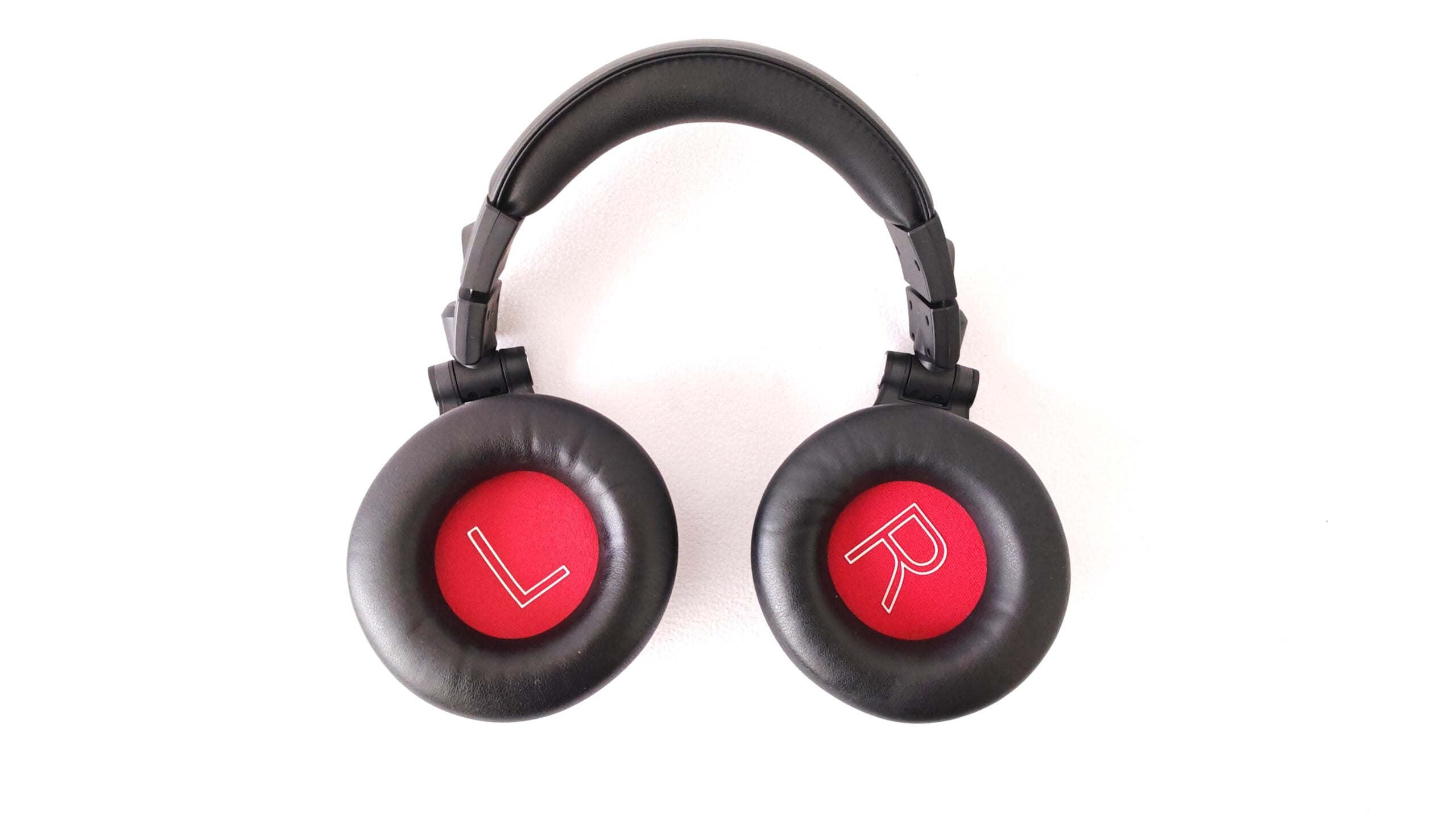 OneOdio Studio Max 2 Earcups