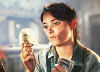 Marion-Ravenwood-Karen-Allen-Raiders-of-the-Lost-Ark