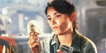 Marion-Ravenwood-Karen-Allen-Raiders-of-the-Lost-Ark