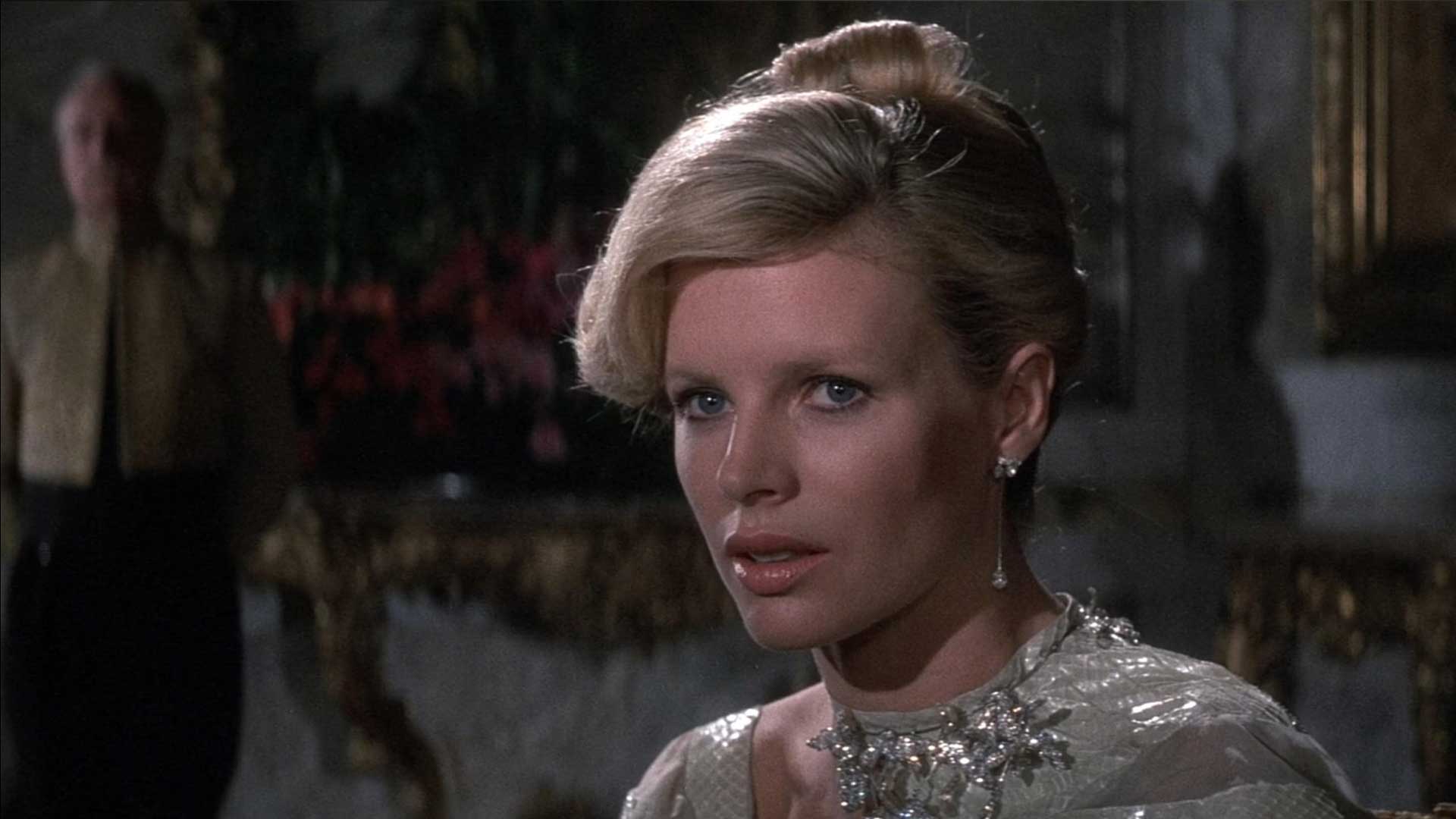 kim-basinger-never-say-never-again