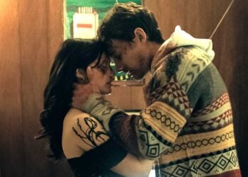 Inde Navarrette as Nikki and Michael Johnston as Bear in the ending of Obsession (2026)