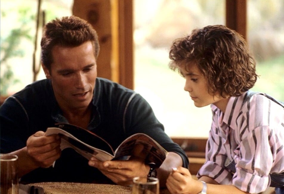 Arnold Schwarzenegger John Matrix Alyssa Milano Jenny Matrix