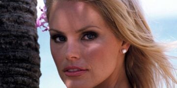 Baywatch Gena Lee Nolin Neely