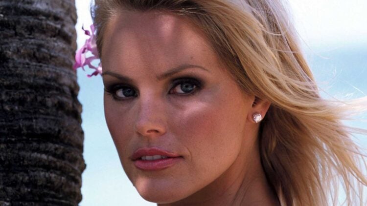 Baywatch Gena Lee Nolin Neely
