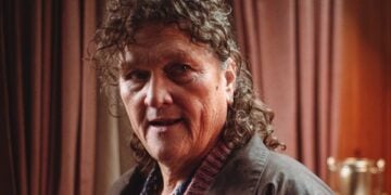 Breeder Dot-Marie Jones